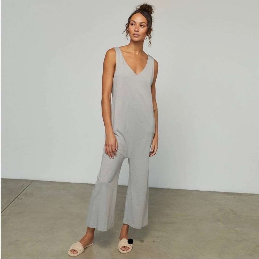 Lunya Restore Jersey Wide Leg Crop Romper Jumpsuit Ambient Grey Heather Sz M.